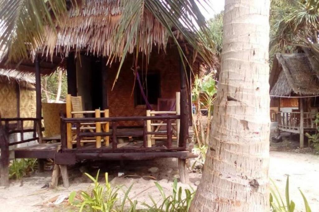 Relax Beach House Koh Lanta Exterior photo